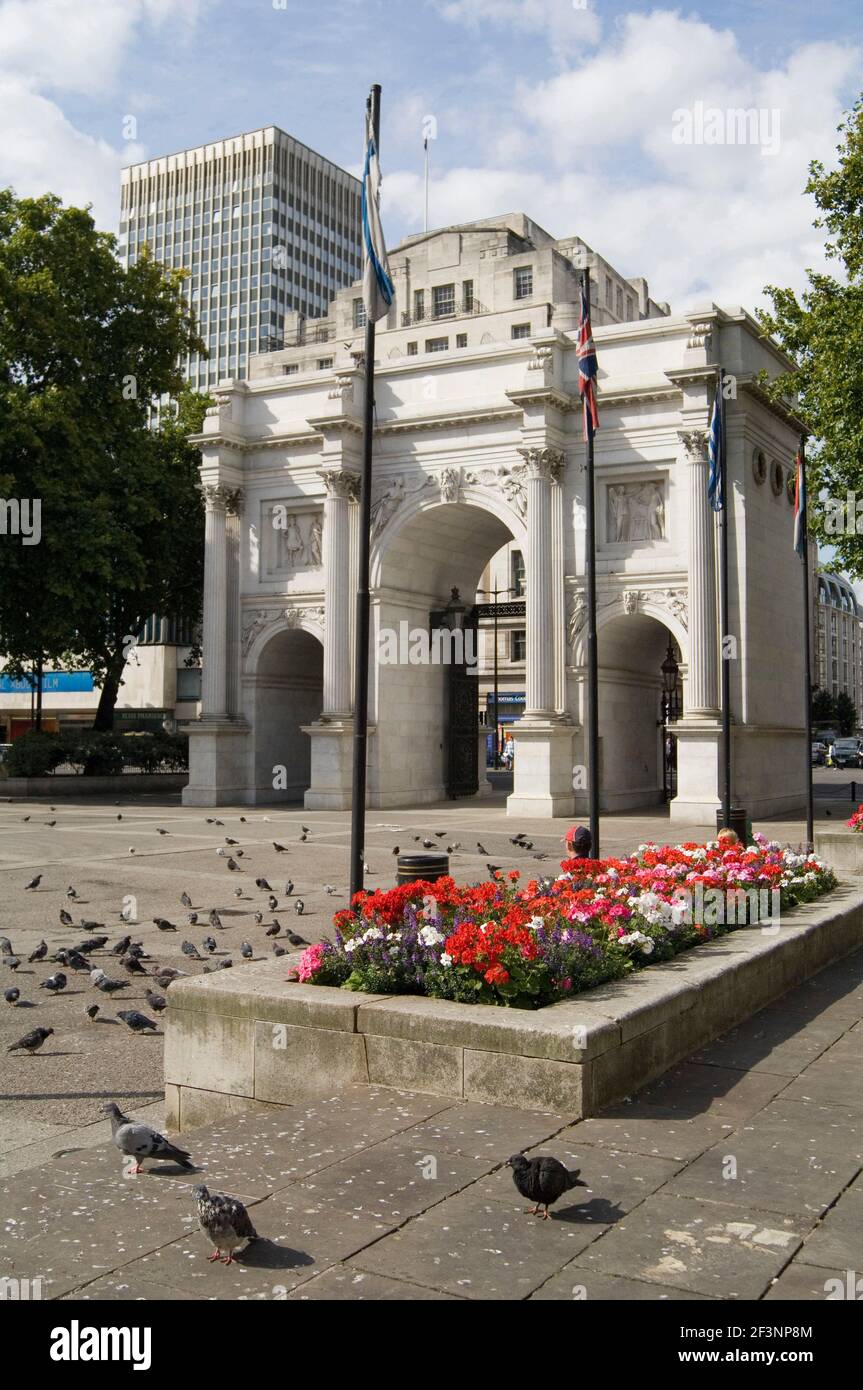 MARBLE ARCH, London. Allgemeine Ansicht. Entworfen von John Nash und gebaut in 1828. Stockfoto