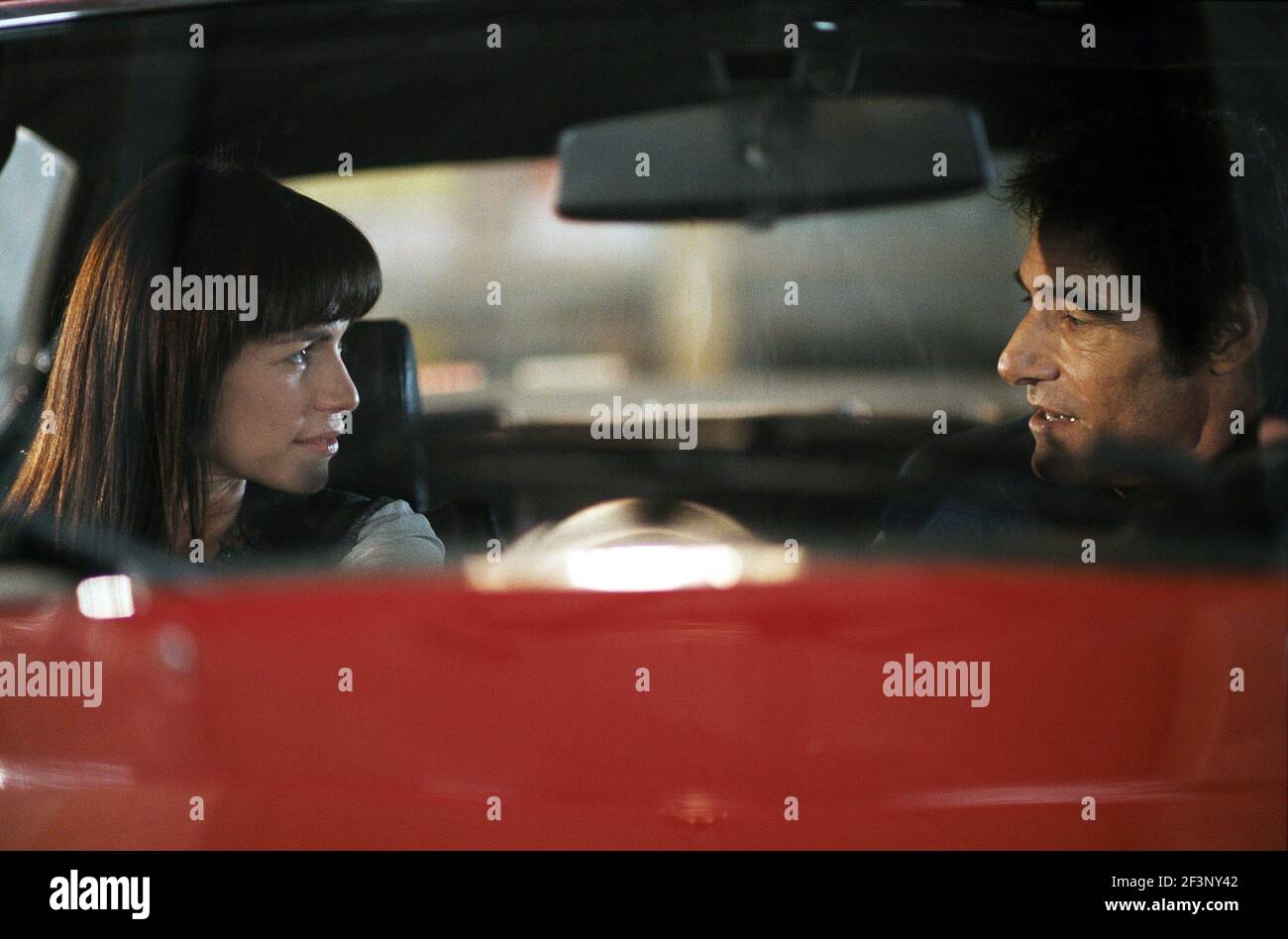 Envoyés très spéciaux Jahr : 2009 Frankreich Regie : Frédéric Auburtin Valérie Kaprisky, Gérard Lanvin, Stockfoto