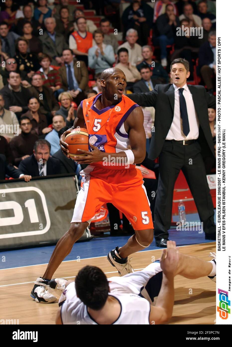 BASKETBALL - EUROLEAGUE 2006/2007 - LE MANS (FRA) - 04/01/2007 - FOTO : PASCAL ALLEE / HOT SPORTS / DPPI LE MANS V EFES PILSEN ISTANBUL - KENNY GREGORY (LE MANS) Stockfoto