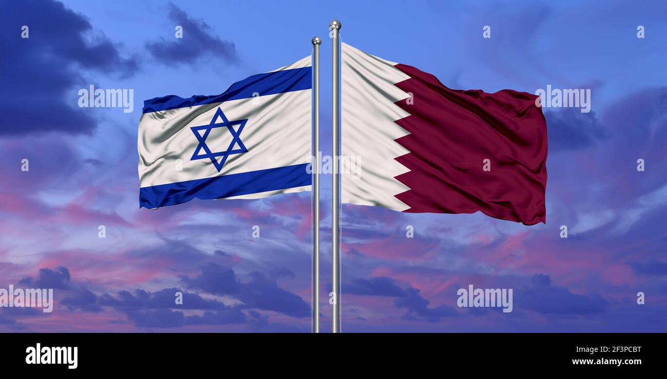 Israel und Katar, Nationalflaggen aus Textil. Beziehung, Partnerschaft und Übereinstimmung zwischen zwei Ländern Stockfoto