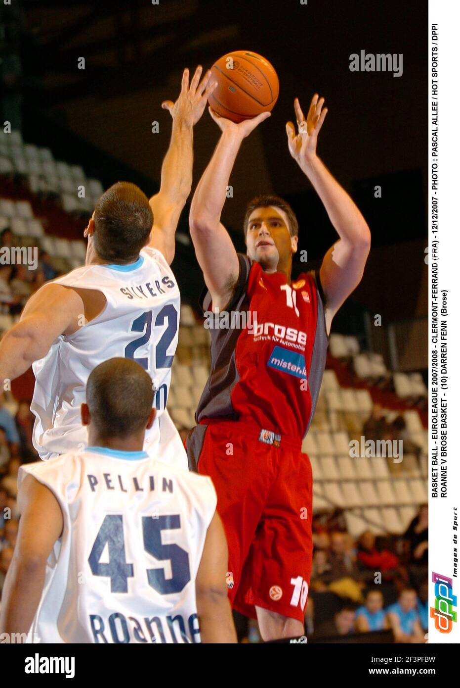 BASKETBALL - EUROLEAGUE 2007/2008 - CLERMONT-FERRAND (FRA) - 12/12/2007 - FOTO : PASCAL ALLEE / HOT SPORTS / DPPI ROANNE V BROSE KORB - (10) DARREN FENN (BROSE) Stockfoto