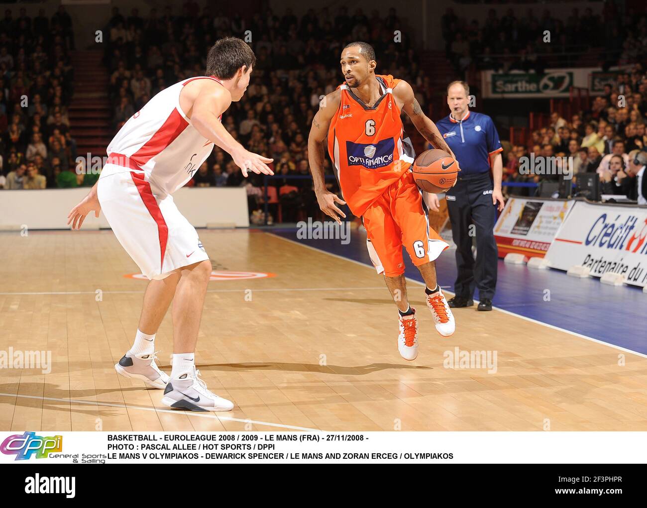 BASKETBALL - EUROLEAGUE 2008 / 2009 - LE MANS (FRA) - 27/11/2008 - FOTO : PASCAL ALLEE / HOT SPORTS / DPPI LE MANS V OLYMPIAKOS - DEWARICK SPENCER / LE MANS UND ZORAN ERCEG / OLYMPIAKOS Stockfoto