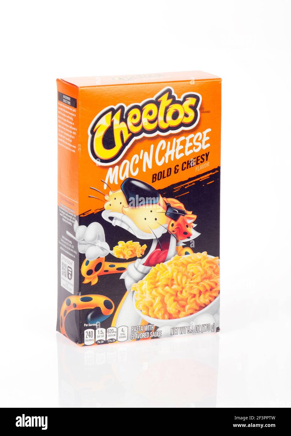 Cheetos Mac & Cheese Pasta Box Fett & Kitschig Stockfoto