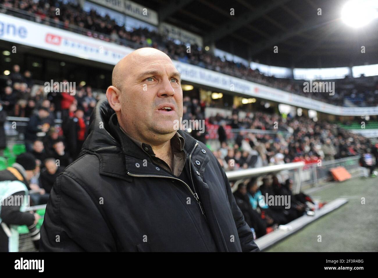 FUSSBALL - FRANZÖSISCHE MEISTERSCHAFT 2009/2010 - L1 - STADE RENNAIS V AS MONACO - 06/03/2010 - FOTO PASCAL ALLEE / DPPI – FREDERIC ANTONETTI (REISEBUS RENNES) Stockfoto