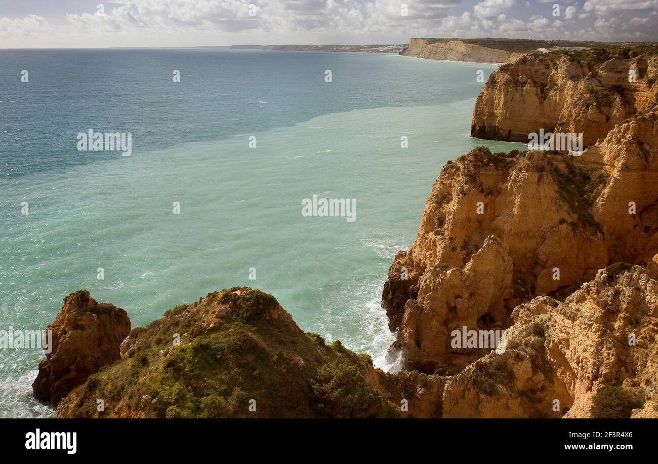 Küstenklippen in Ponta da Piedade, Mercy Point, Lagos, Portugal Stockfoto