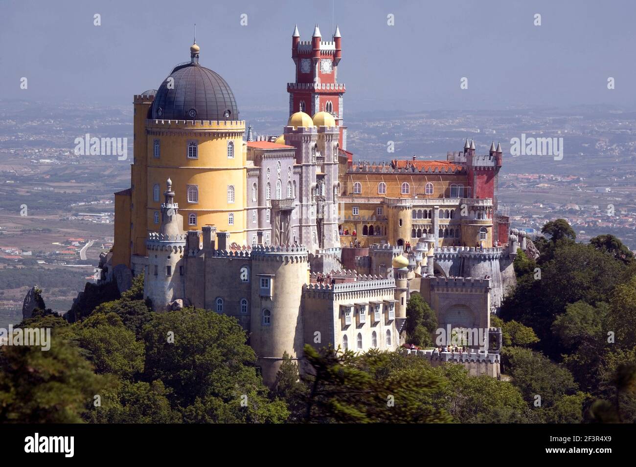 Glockenturm des Pena Nationalpalastes, Sintra, UNESCO-Weltkulturerbe, Lissabon, Portugal Stockfoto