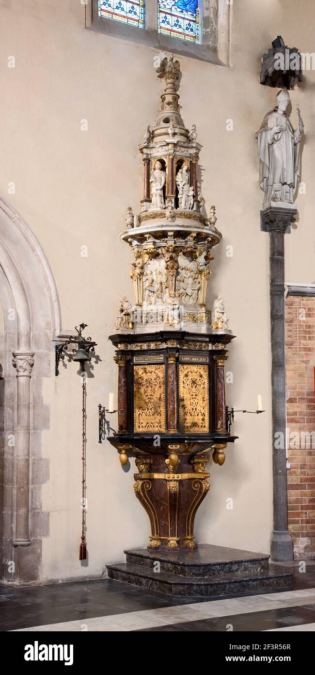 Die St. Jakobuskirche Br¸gge. Sakramentsturmvon 1580-1593. SP‰trenaissance, Brügge / Br¸gge, St. Jakobus Stockfoto