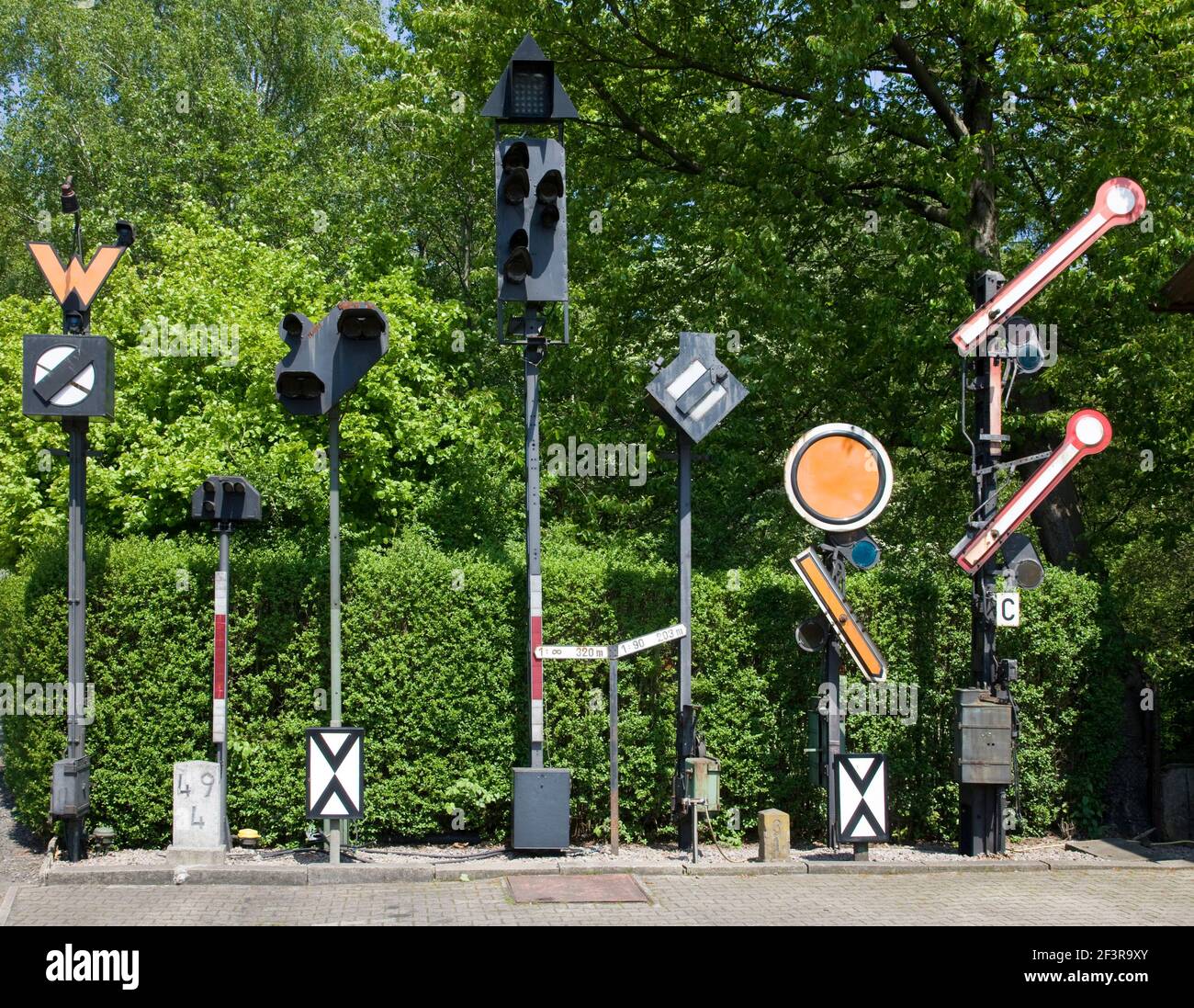 Signale, Rangiersignale, Bochum-Dahlhausen, Eisenbahnmuseum Stockfoto