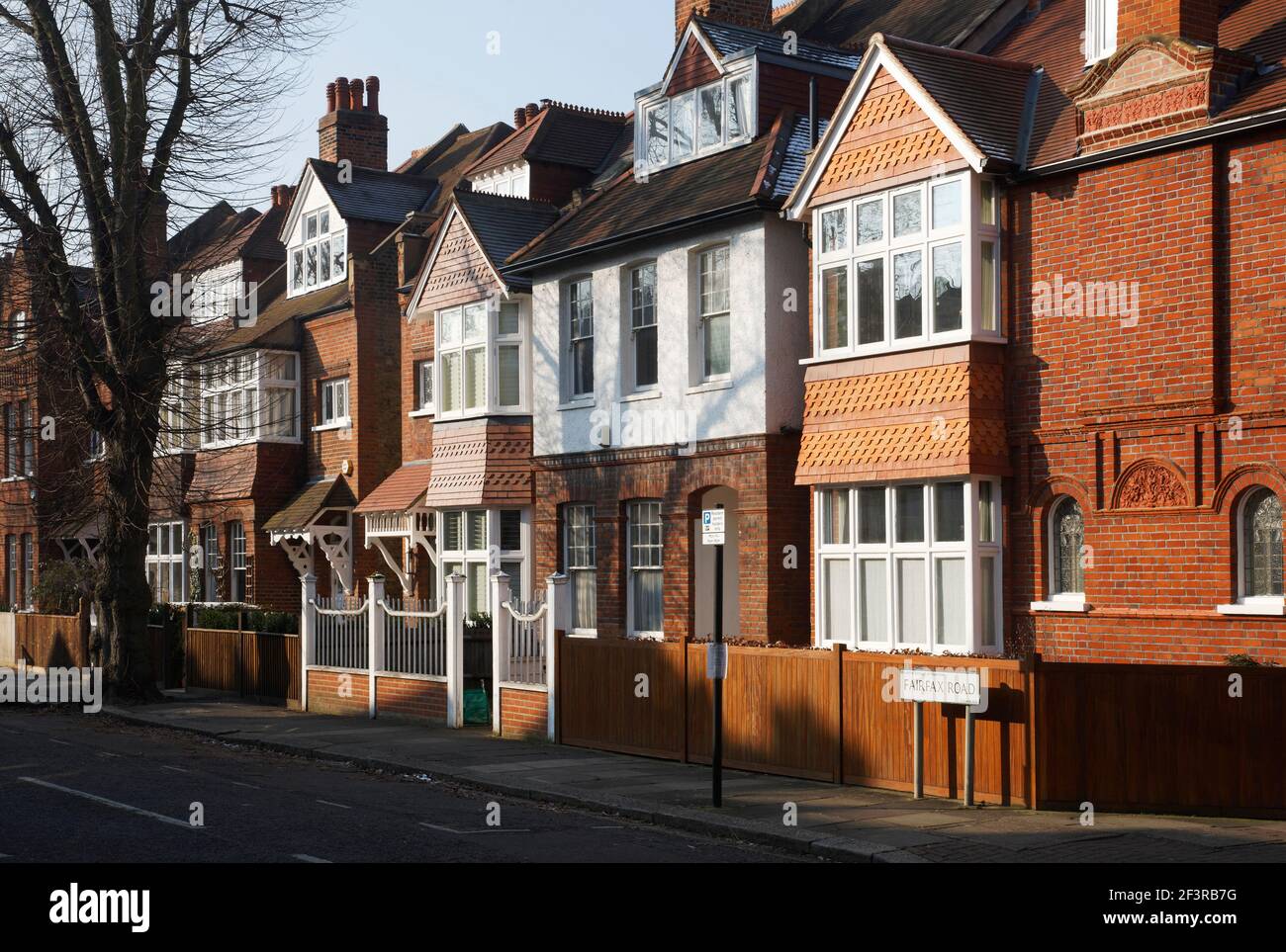 Fairfax Road, Bedford Park, Teil der ersten Gartenvorstadt, einer Stadtentwicklungsbewegung von Richard Shaw und Edward Godwin, 1875, 1877, London Stockfoto