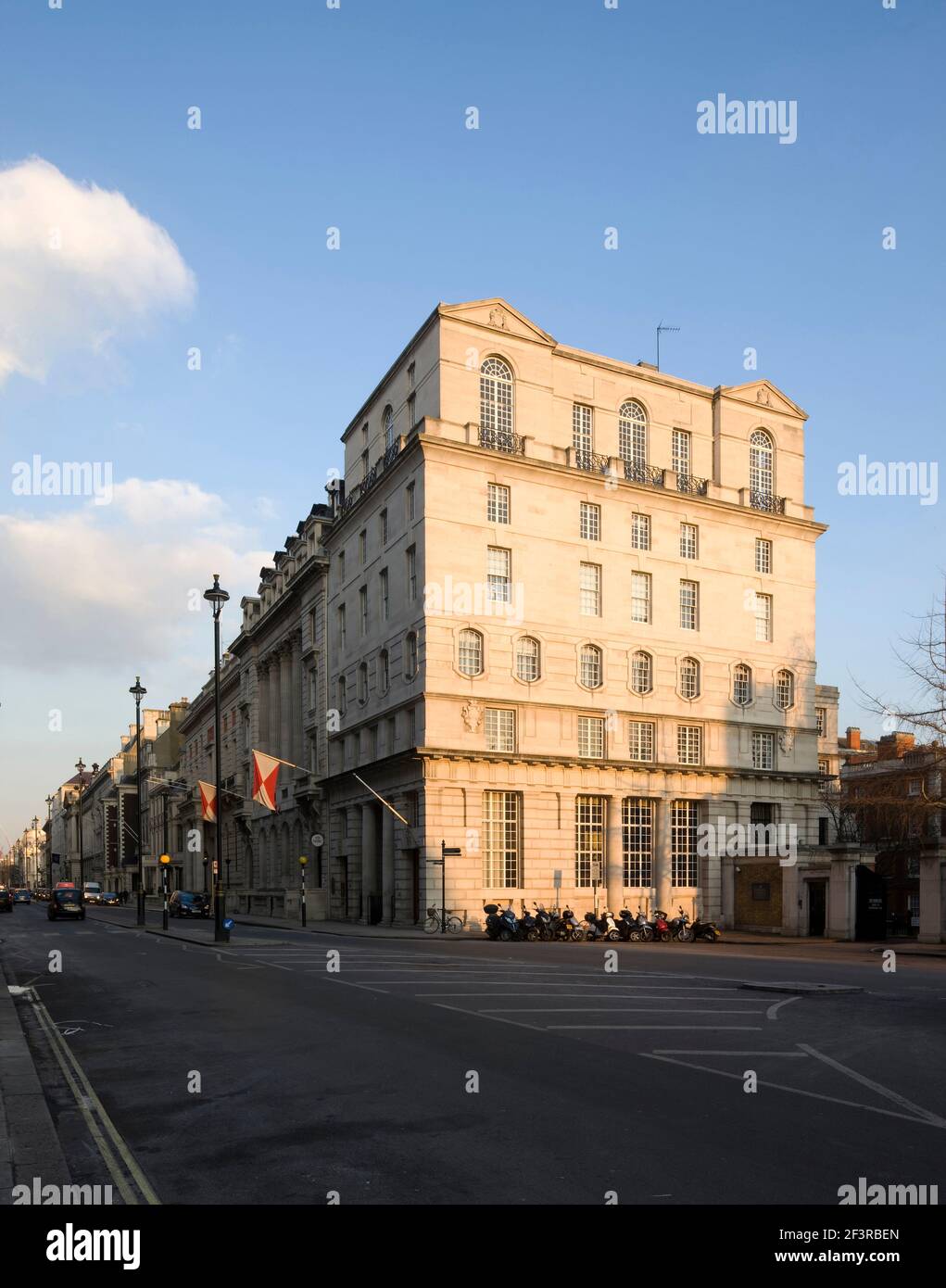 Palladian House Front, Marlborough Court, erbaut 1929 von Edwin Luytens, 67-68 Pall Mall, London Stockfoto