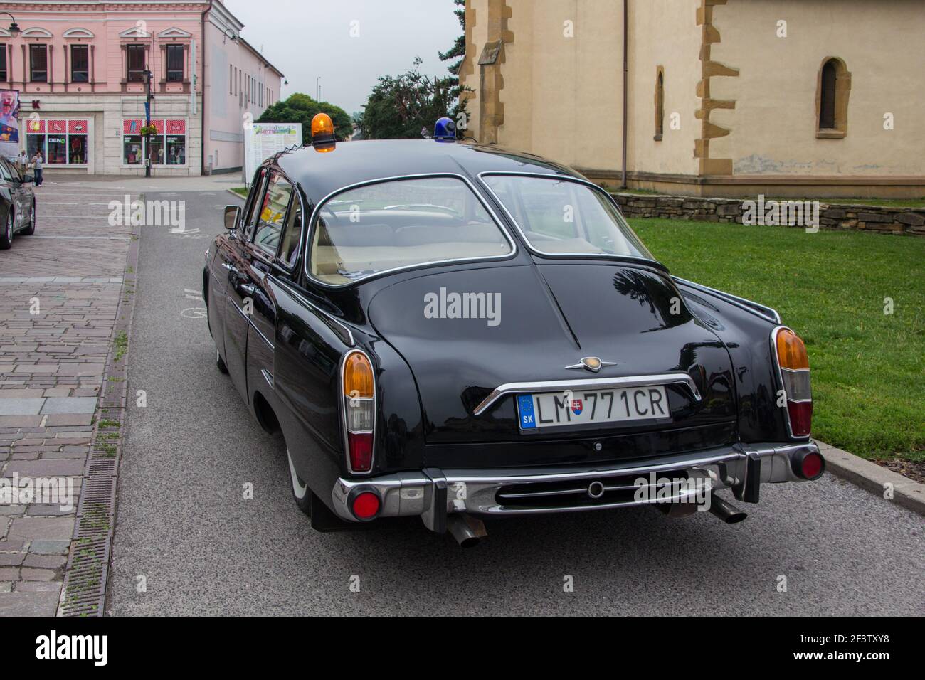 Heck Blick auf den Heckmotor des Luxusautos Tatra 603 bei der Oldtimer Rallye Tatry, Oldtimer treffen sich Stockfoto