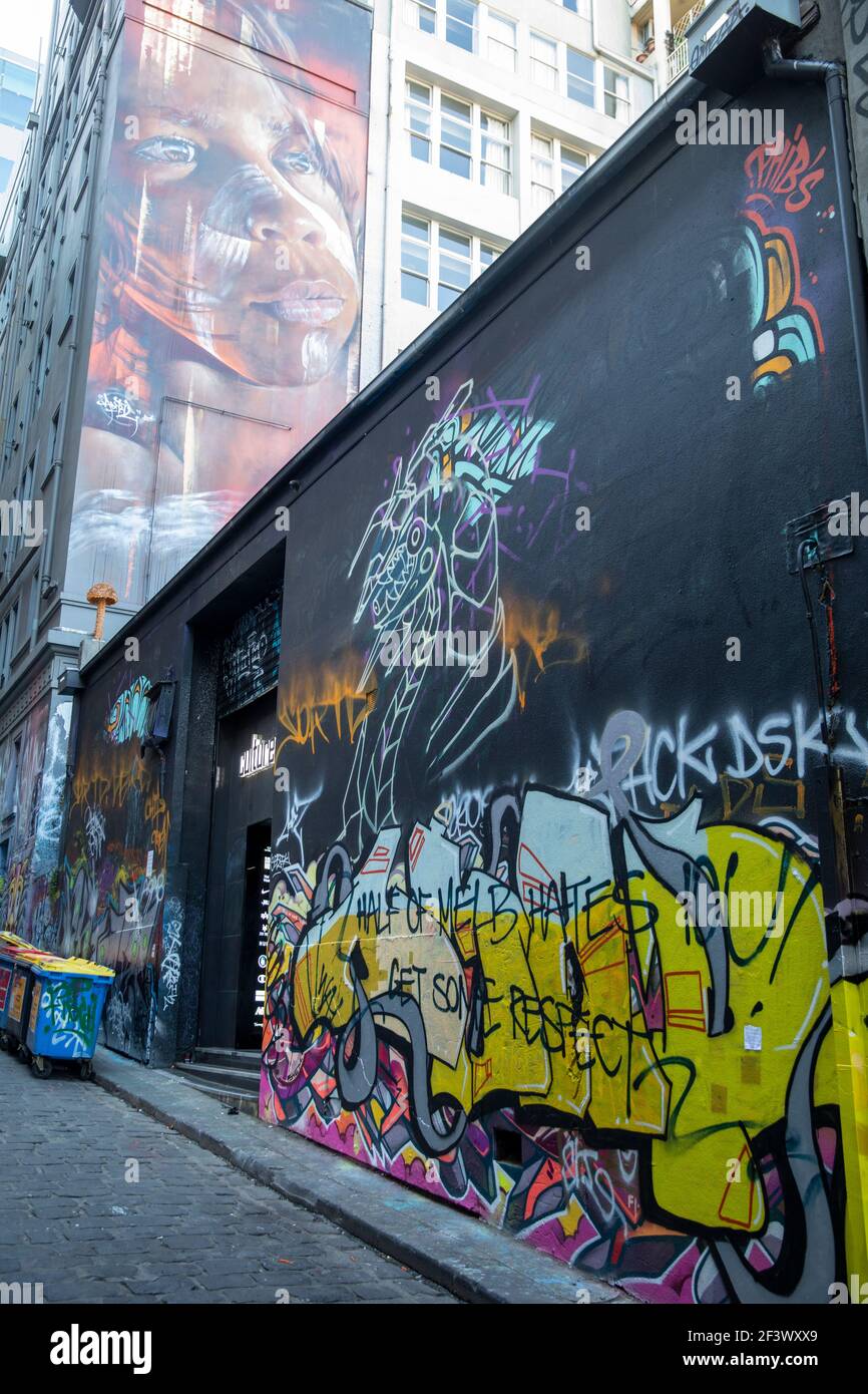 Hosier Lane Melbourne, Street Art und Graffiti in der berühmten Hosier Lane im Stadtzentrum von Melbourne, Victoria, Australien Stockfoto