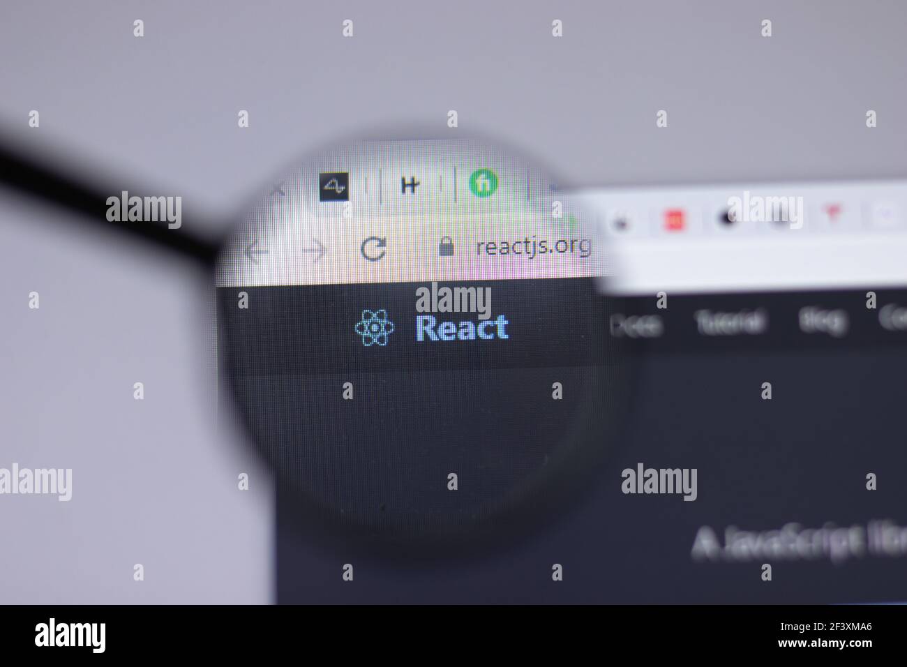 New York, USA - 18. März 2021: React Logo Icon auf der Webseite, illustrative Editorial Stockfoto