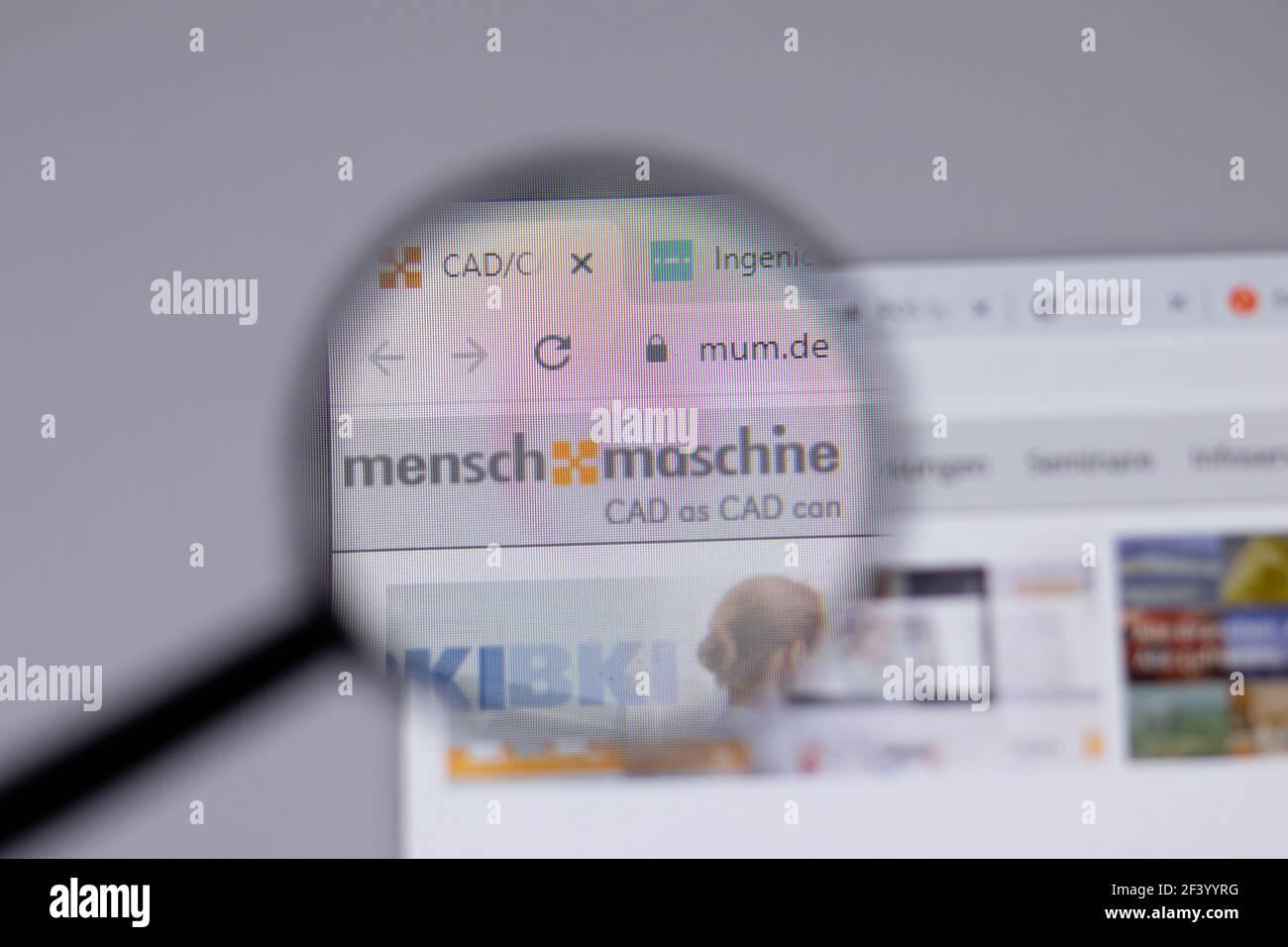 New York, USA - 18. März 2021: Mensch und Maschine Software Firmenlogo-Icon auf der Webseite, illustrative Editorial Stockfoto