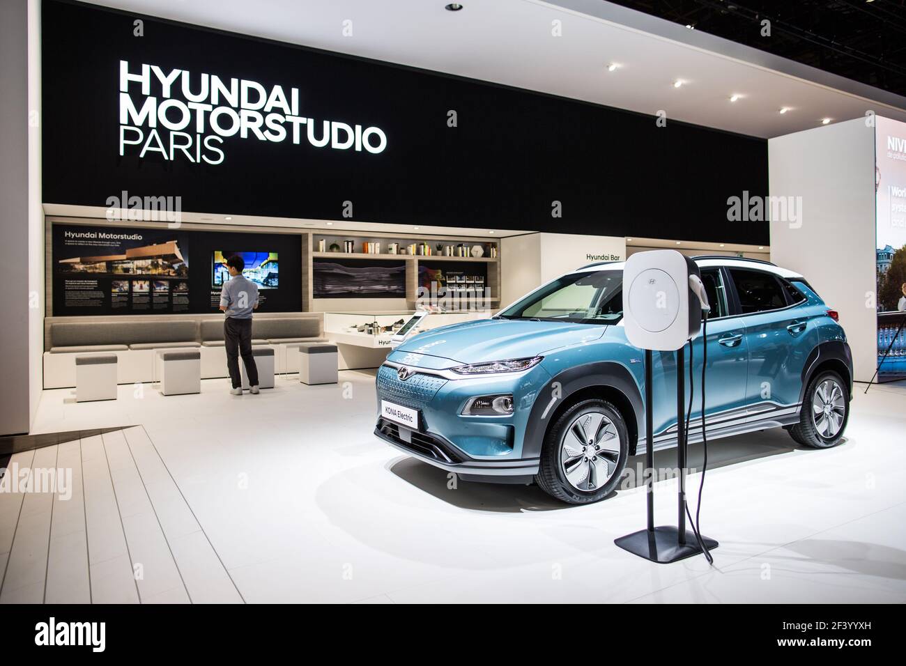 Hyundai KONA Electric während der Mondial de l'Automobile 2018, Paris Motorshow, vom 4. Bis 14. oktober, Frankreich - Foto Antonin Vincent / DPPI Stockfoto