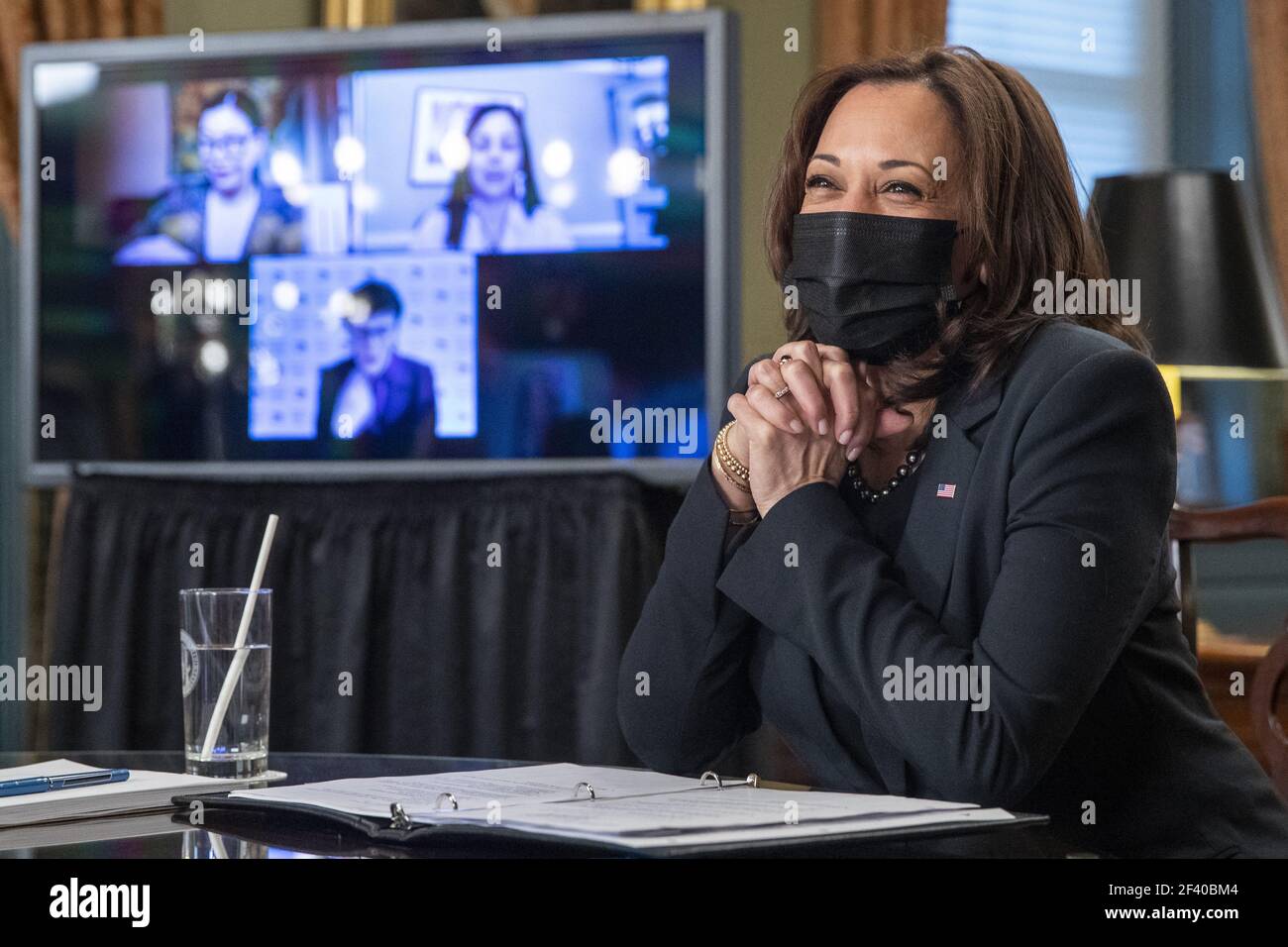 US-Vizepräsidentin Kamala Harris trifft sich mit Arbeitsführern im Feierlichen Büro des Vizepräsidenten im Eisenhower Executive Office Building in Washington, DC, USA, 18. März 2021. Zur Markierung WomenâÂ € Â™s Geschichte Monat und Durchgang der amerikanischen Rettungsplan Vice President Harris traf sich mit Randi Weingarten von der American Federation of Teachers, Liz Schuler von der American Federation of Labor und Kongress der industriellen Organisationen, Becky Pringle, von der National Education Association, Teresa Romero von United Farm Workers, Cindy Estrada von United Auto Workers, Mary Kay Henry von Servic Stockfoto