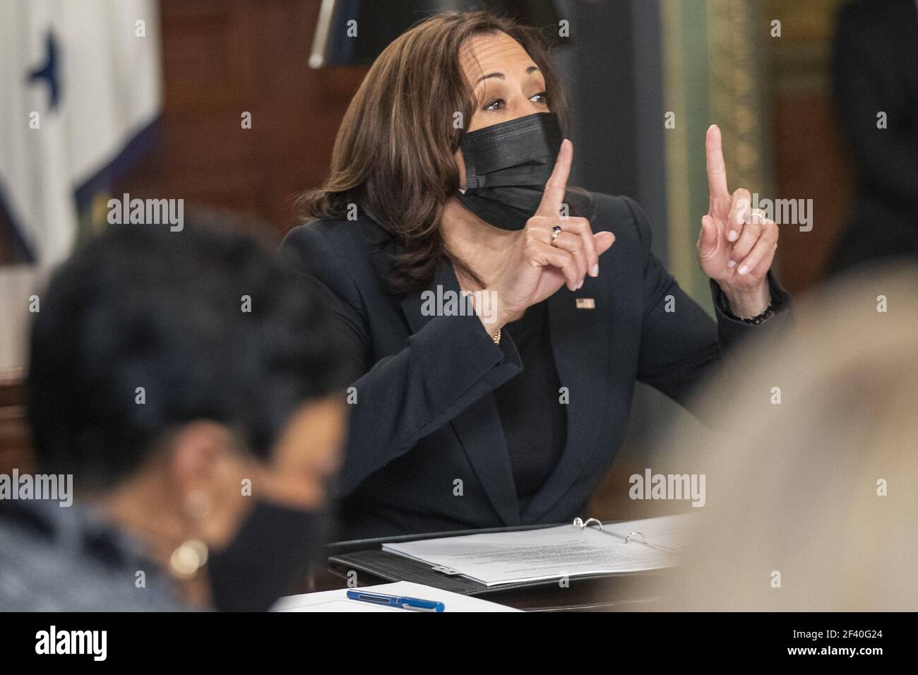 US-Vizepräsidentin Kamala Harris trifft sich mit Arbeitsführern im Feierlichen Büro des Vizepräsidenten im Eisenhower Executive Office Building in Washington, DC, USA, 18. März 2021. Zur Markierung WomenâÂ € Â™s Geschichte Monat und Durchgang der amerikanischen Rettungsplan Vice President Harris traf sich mit Randi Weingarten von der American Federation of Teachers, Liz Schuler von der American Federation of Labor und Kongress der industriellen Organisationen, Becky Pringle, von der National Education Association, Teresa Romero von United Farm Workers, Cindy Estrada von United Auto Workers, Mary Kay Henry von Servic Stockfoto