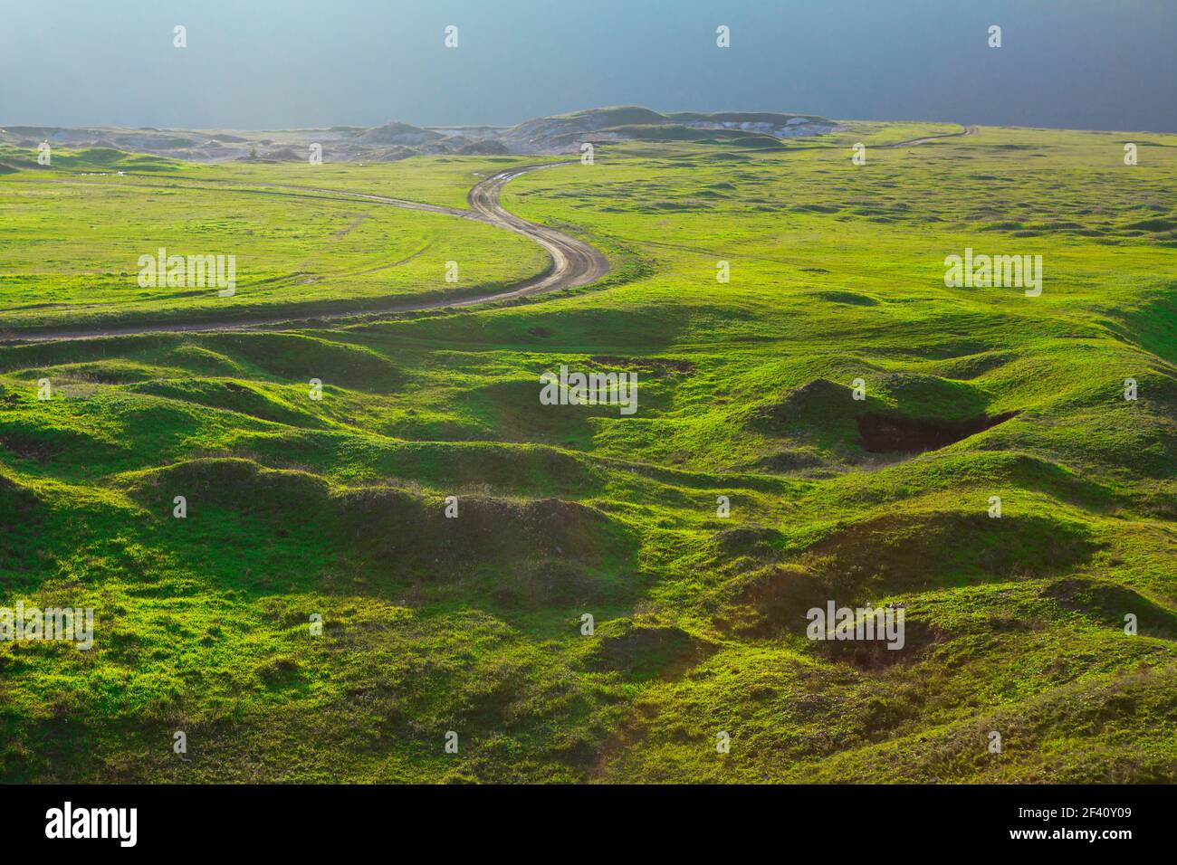 Grune Hugel Stockfotos Und Bilder Kaufen Alamy