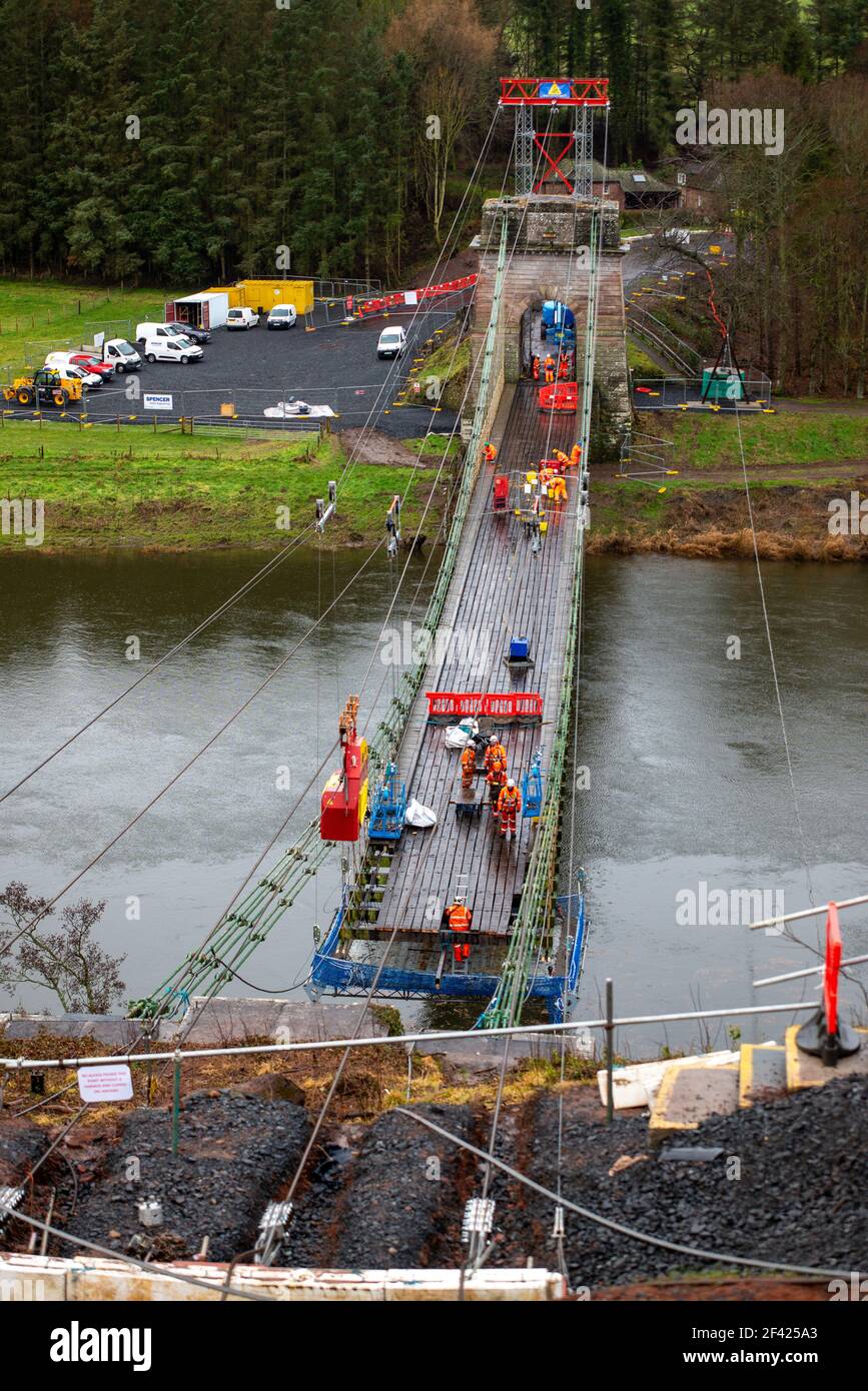 Die Union Chain Bridge, die England und Schottland über den Fluss Tweed verbindet, wurde 1820 von Spencer Engineering renoviert. Stockfoto