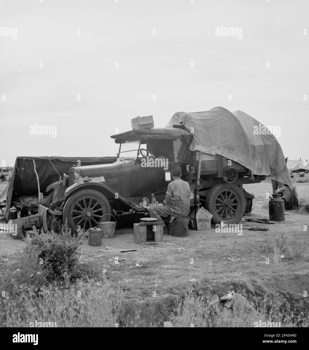 Kartoffelpflücker im Lager in der Nähe von Shafter, Kalifornien. Mai 1937. Foto von Dorothea lange. Stockfoto