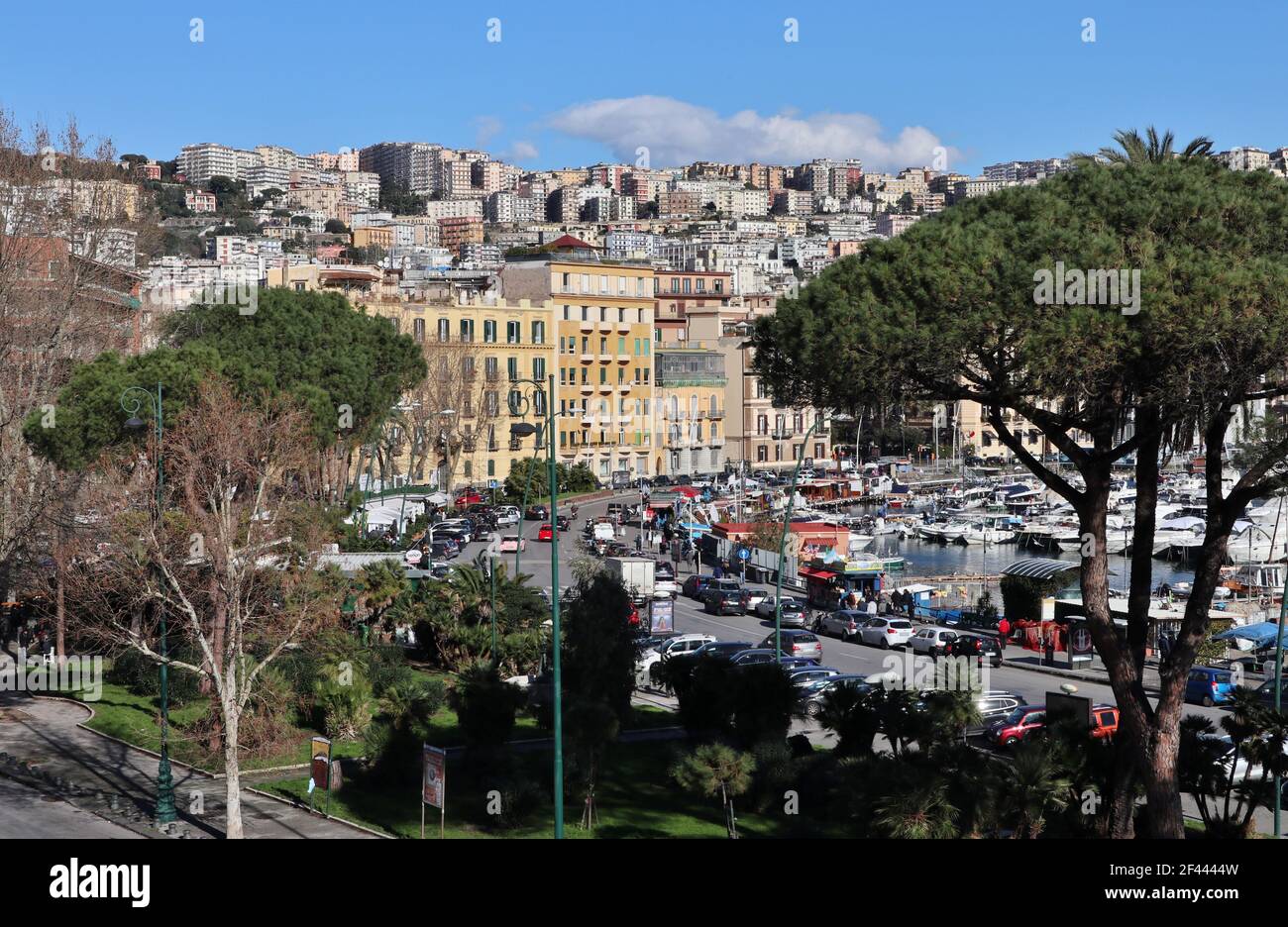 Napoli – Scorcio di Via Caracciolo dalla Chiesa di Santa Maria del Parto Stockfoto