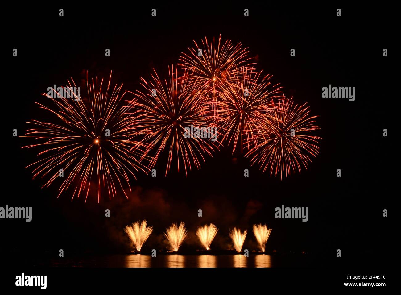 Großartiges Feuerwerk Stockfoto