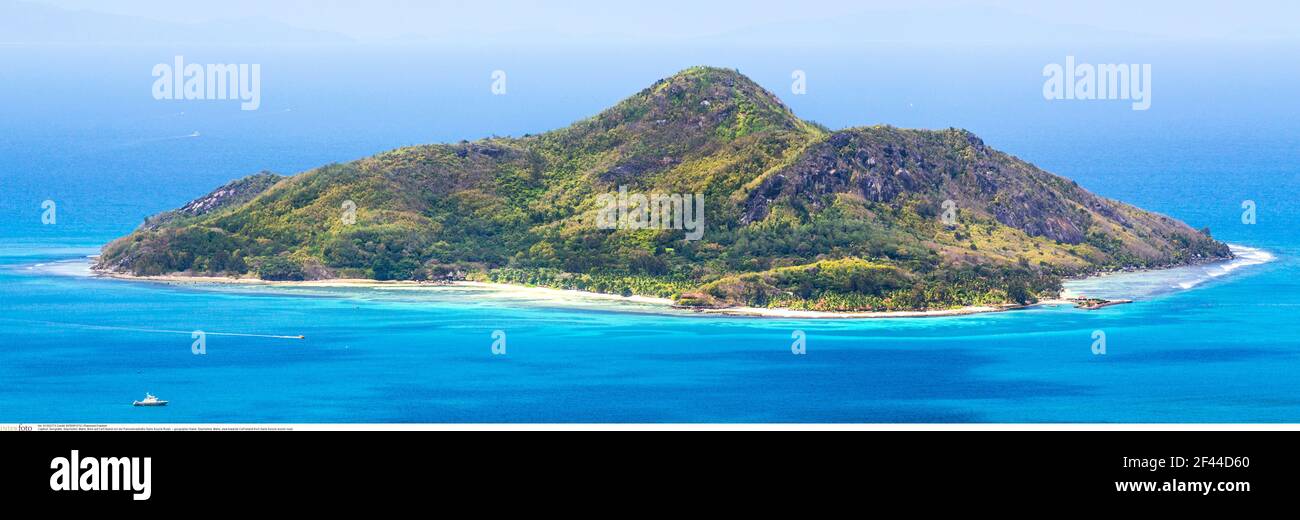 Geographie / Reise, Seychellen, Mahe, Blick Richtung Cerf Insel von Sans Soucis Panoramastraße, Additional-Rights-Clearance-Info-not-available Stockfoto