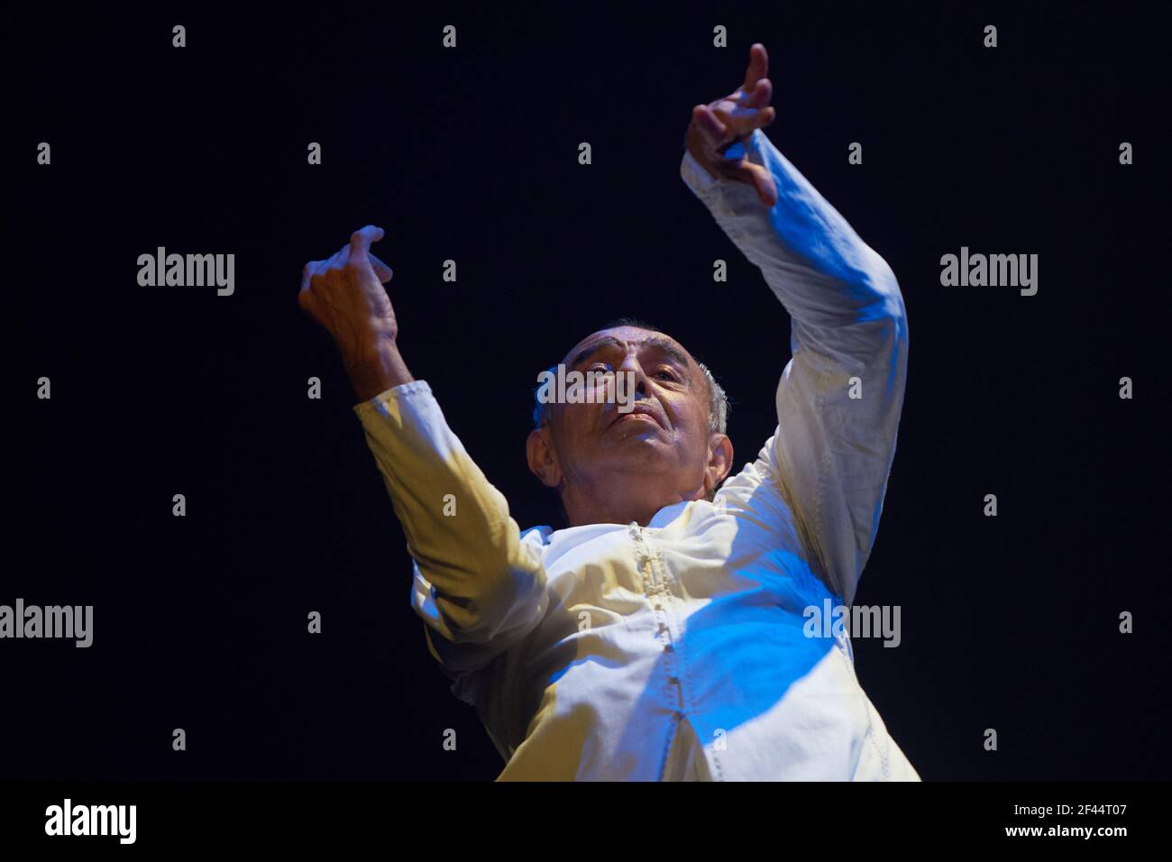 Astaad Deboo, Astad Deboo, indische Tänzerin, zeitgenössische indische Tänzerin, Choreografin, Pionier des modernen Tanzes, NCPA ADD ART Festival, NCPA, Bombay, Mumbai, Maharashtra, Indien, Asien Stockfoto