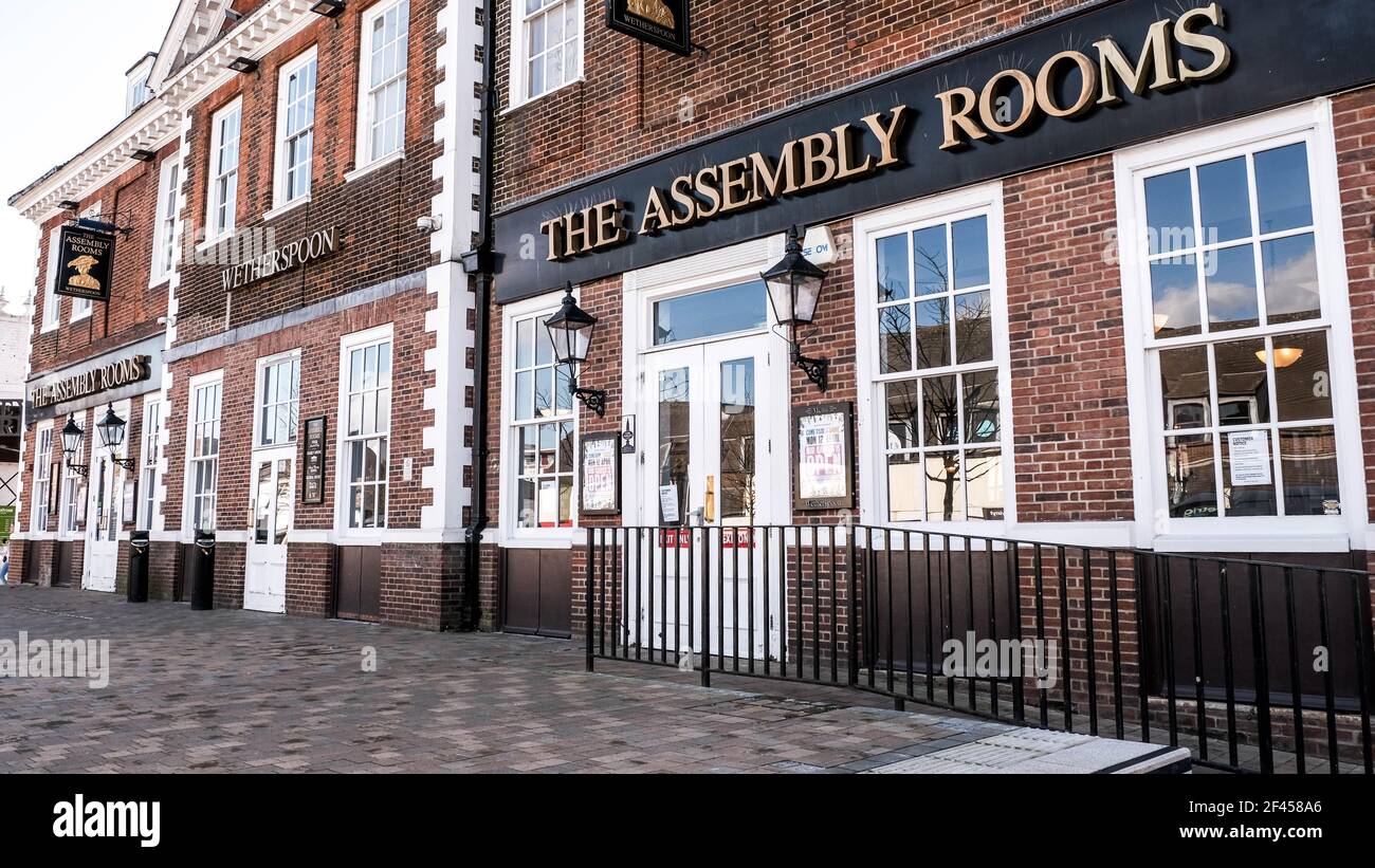 London, Großbritannien, März 19 2021, Wetherspoons Pub geschlossen während Covid-19 Coronavirus Lockdown Stockfoto