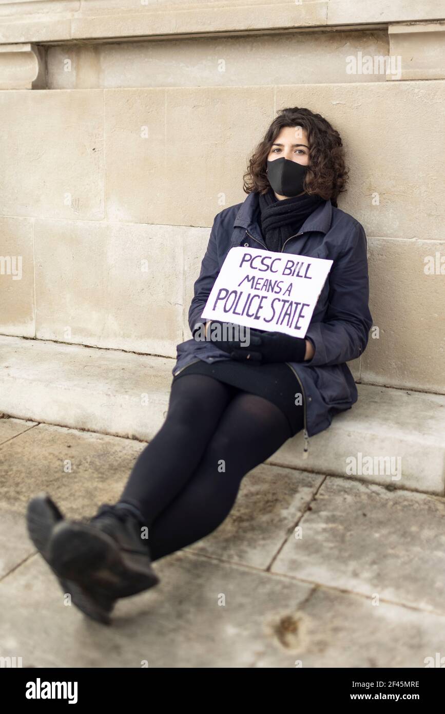 Parliament Square, London, 15. März 2021 - "Kill the Bill" Protest gegen neue Polizeigesetzgebung und Unterdrückung von Frauen. Stockfoto