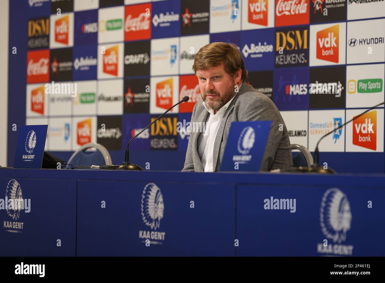 Gents Cheftrainer Hein Vanhaezebrouck im Bild während ...