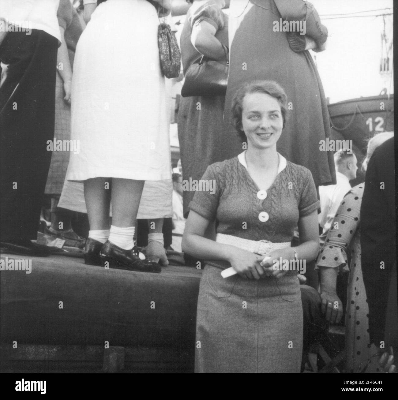 KDF (Macht durch Freude) - Monte Olivia. Junge Frau an Deck Stockfoto