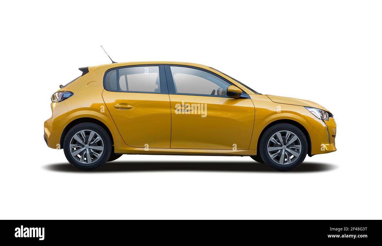 Gelbe Heckklappe Auto Seitenansicht isoliert auf weißem Hintergrund Stockfoto