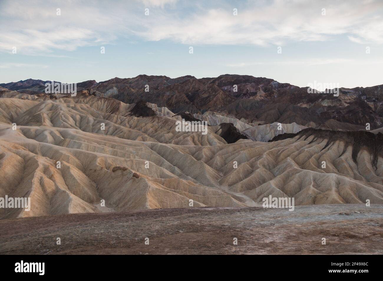 Zabriskie Point kurz vor Sonnenuntergang im Death Valley Stockfoto