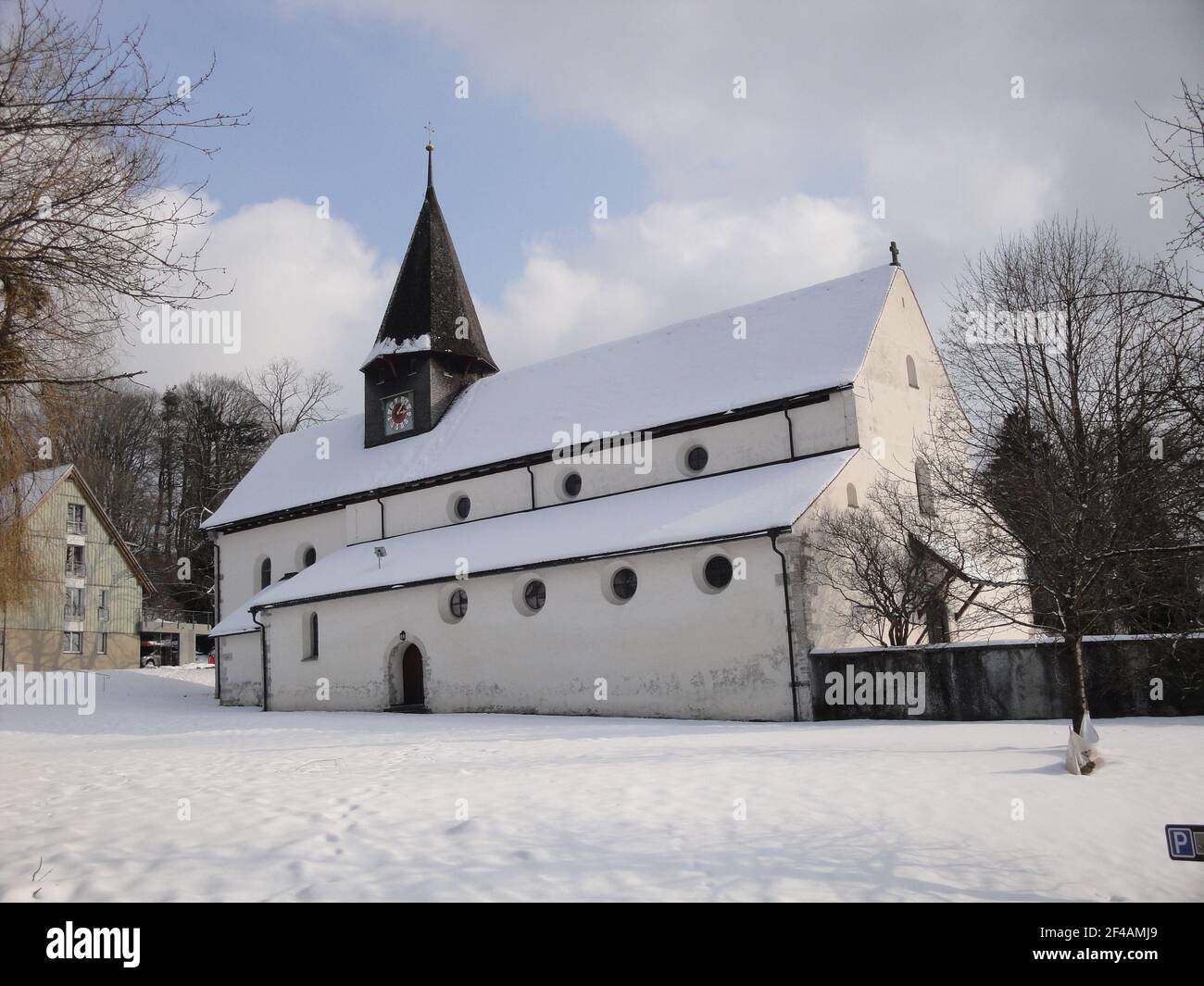Schneefall auf einer Kirche in Schienen/Oehningen/Bodenseekreis/Konstanz/Deutschland Stockfoto
