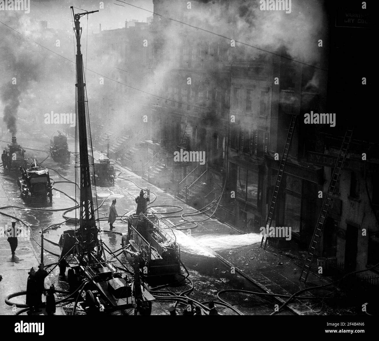 Rogers Ink funktioniert Feuer ca. Mai 1915 Stockfoto