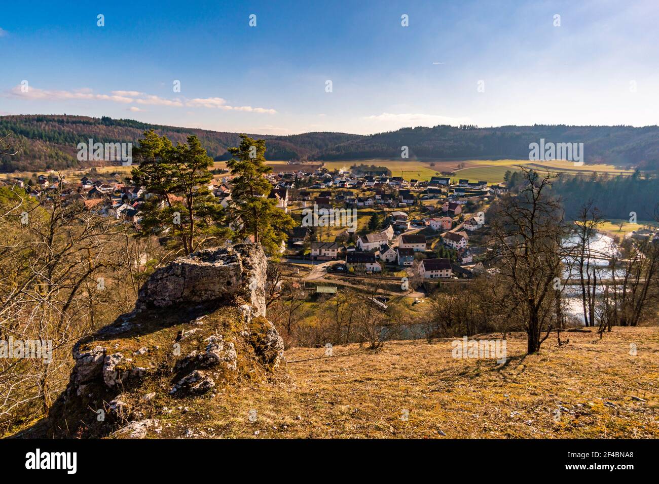 Frühlingswanderung im Donautal bei Sigmaringen Gutenstein Stockfoto