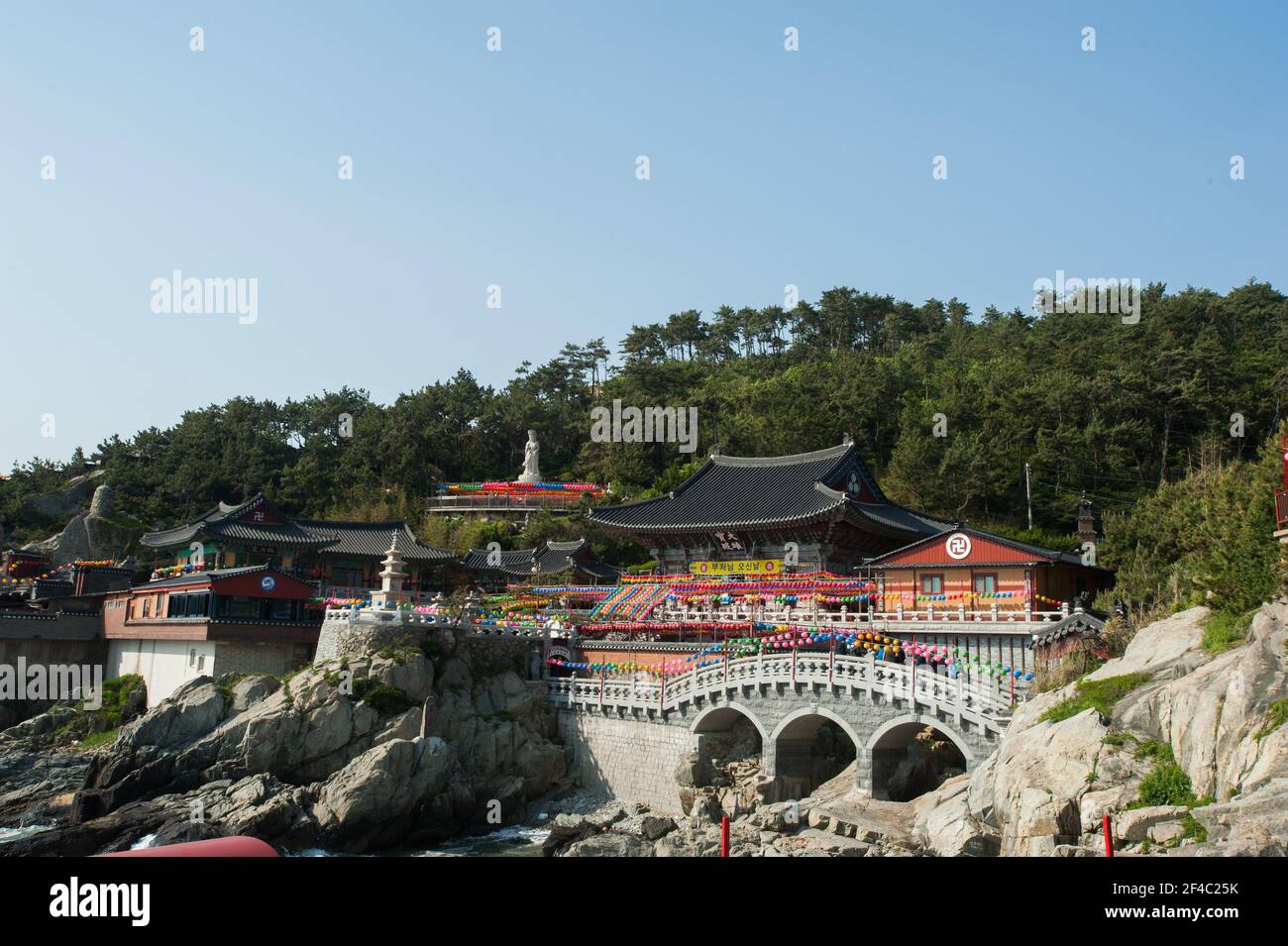 Haedong Yonggungsa Tempel in Busan, Südkorea. Stockfoto