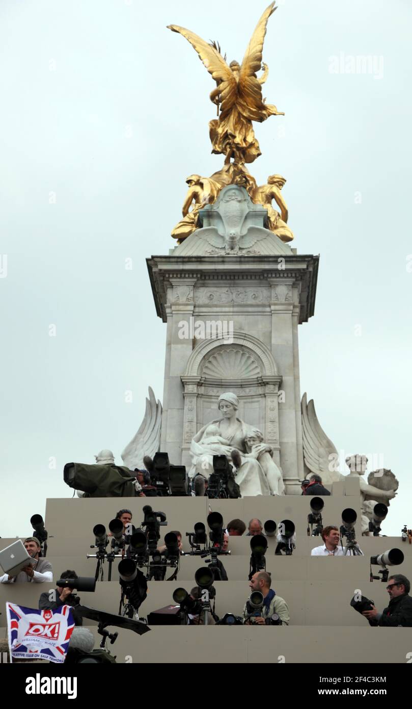 Königliche Hochzeit. William und Kate. Wills und Kate. Herzog und Herzogin von Cambridge. Britische Königsfamilie. Stockfoto