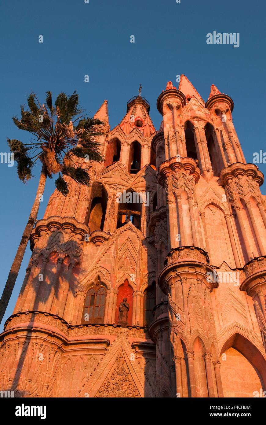 Parroquia de San Miguel Arcangel, die berühmte Kathedrale von San Miguel de Allende, Guanajuato, Mexiko. Stockfoto