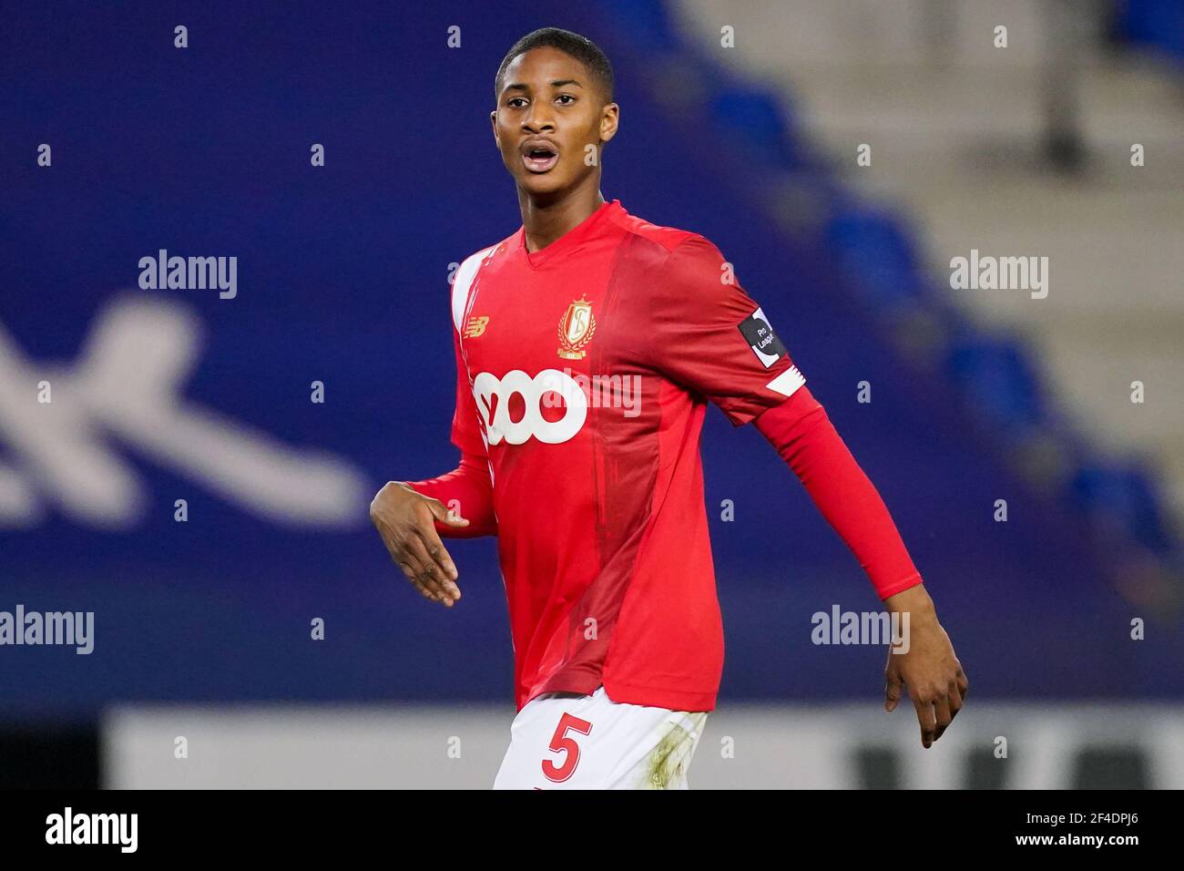 GENK, BELGIEN - MÄRZ 19: Moussa Sissako von Standard de Liege beim Jupiler Pro League Spiel zwischen KRC Genk und Standard de Liege bei Cristal Ar Stockfoto