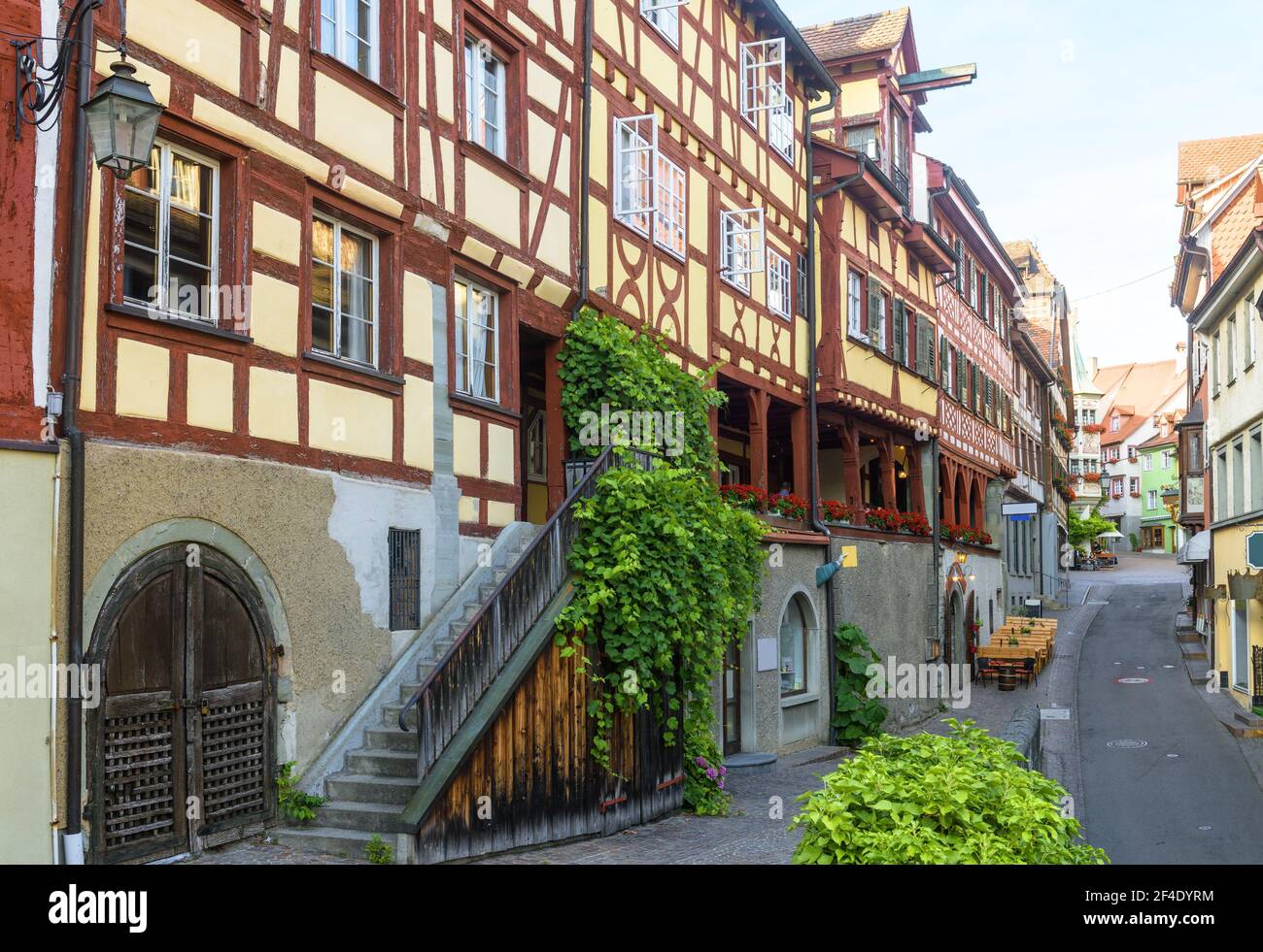 Meersburg Stadt in Baden-Württemberg, Deutschland, Europa. Panorama von Straßen- und deutschen Fachwerkhäusern, typisch schwäbischen Gebäuden. Landschaft von alt zu Stockfoto