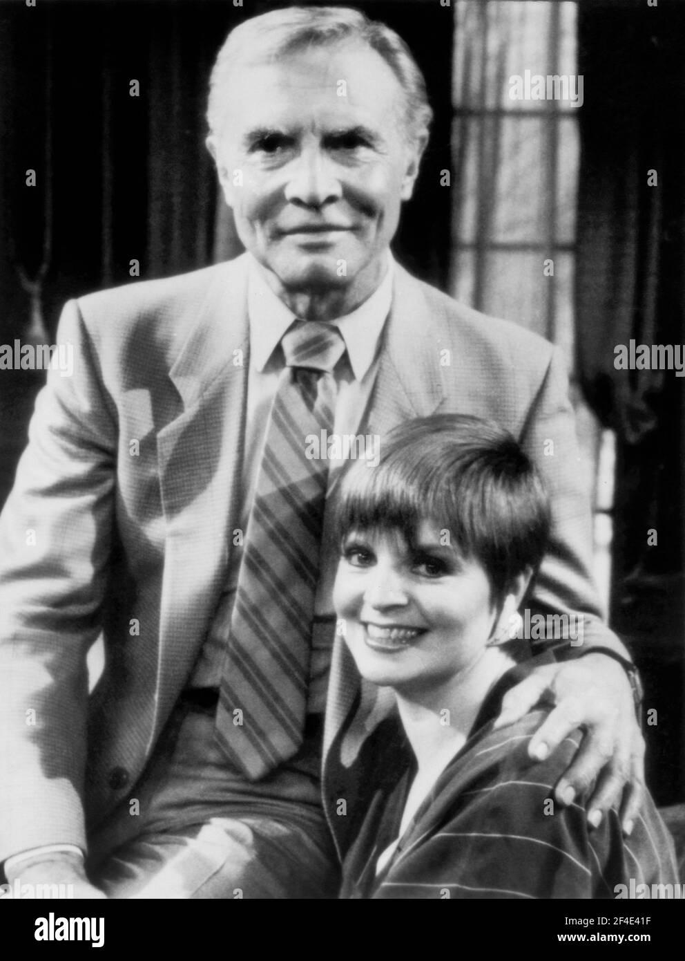 James Mitchell und Gillian Spencer, Publicity Portrait as Palmer und Daisy Cortlandt für das Daytime Soap Opera Drama, 'All My Children', ABC-TV, 1980er Jahre Stockfoto