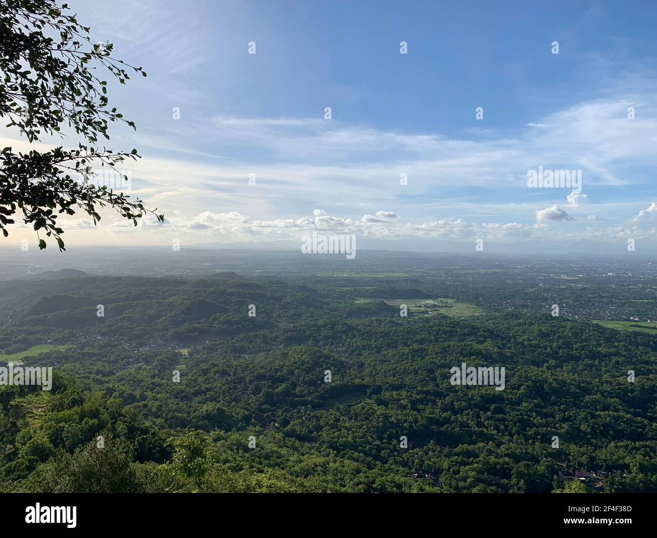 Becici Peak oder Puncak Becici, Attraktion in Bantul, Yogyakarta. Stockfoto