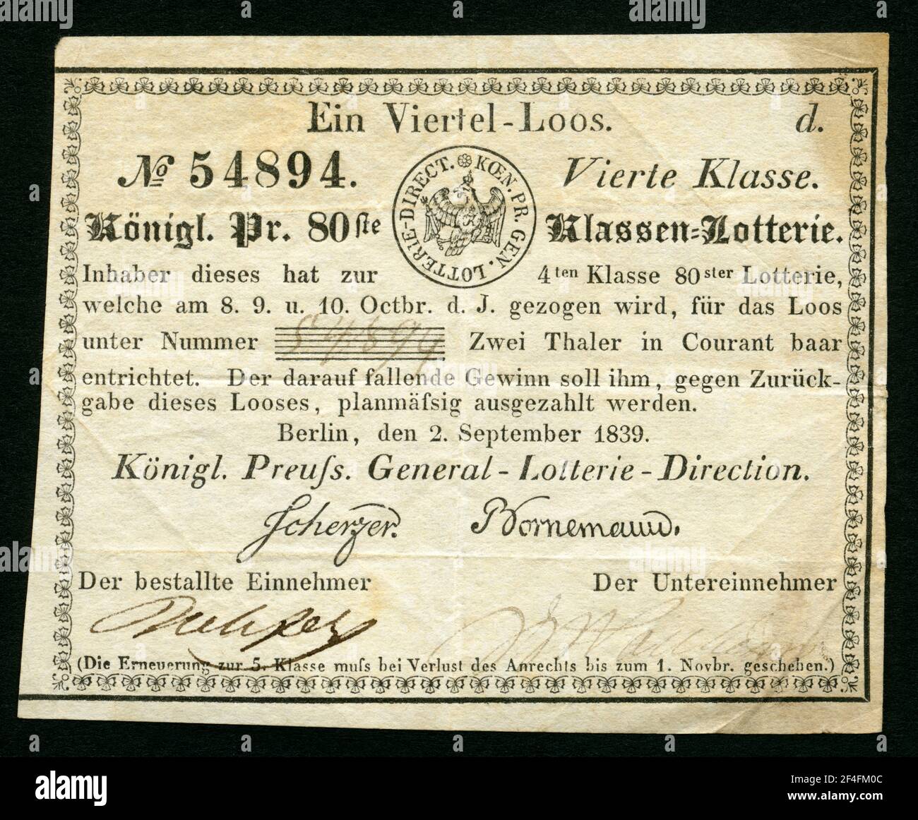 Europa, Deutschland, Berlin, Los der Königlich Preußischen Klassenlotterie, ein viertel Los, vierte Klasse, das Los wurde am 8. , 9. Und 10. Oktober 1839 gezogen, herausgegeben wurde das Los von der Königl. Preuss. General-Lotterie-Direktion , 02. September 1839, Größe : 9,5 cm x 7,6 cm . / Europa, Deutschland, Berlin, Lotterie der Royal Preussian Lottery Company, ein Lotterieschein aus dem Jahr 2. Septembre 1839 , ein Viertel Lotterie-Ticket, vierte Klasse, Größe: 9,5 cm x 7,6 cm . Stockfoto
