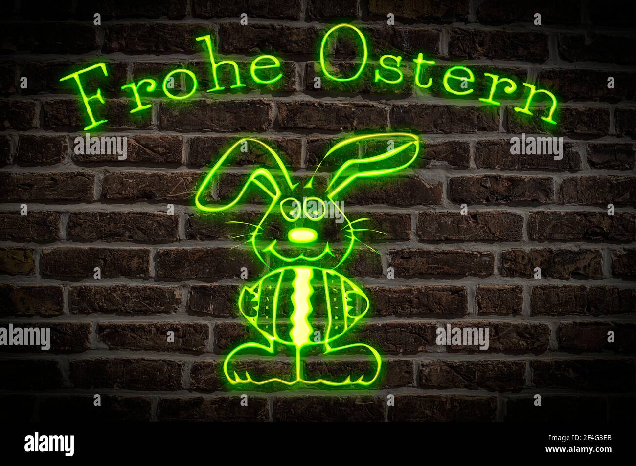 Leuchttreklame Frohe Ostern, darunter befindet sich ein Osterhase der Osterei hält Happy Easter, unten ist ein Osterhase Holdin Stockfoto