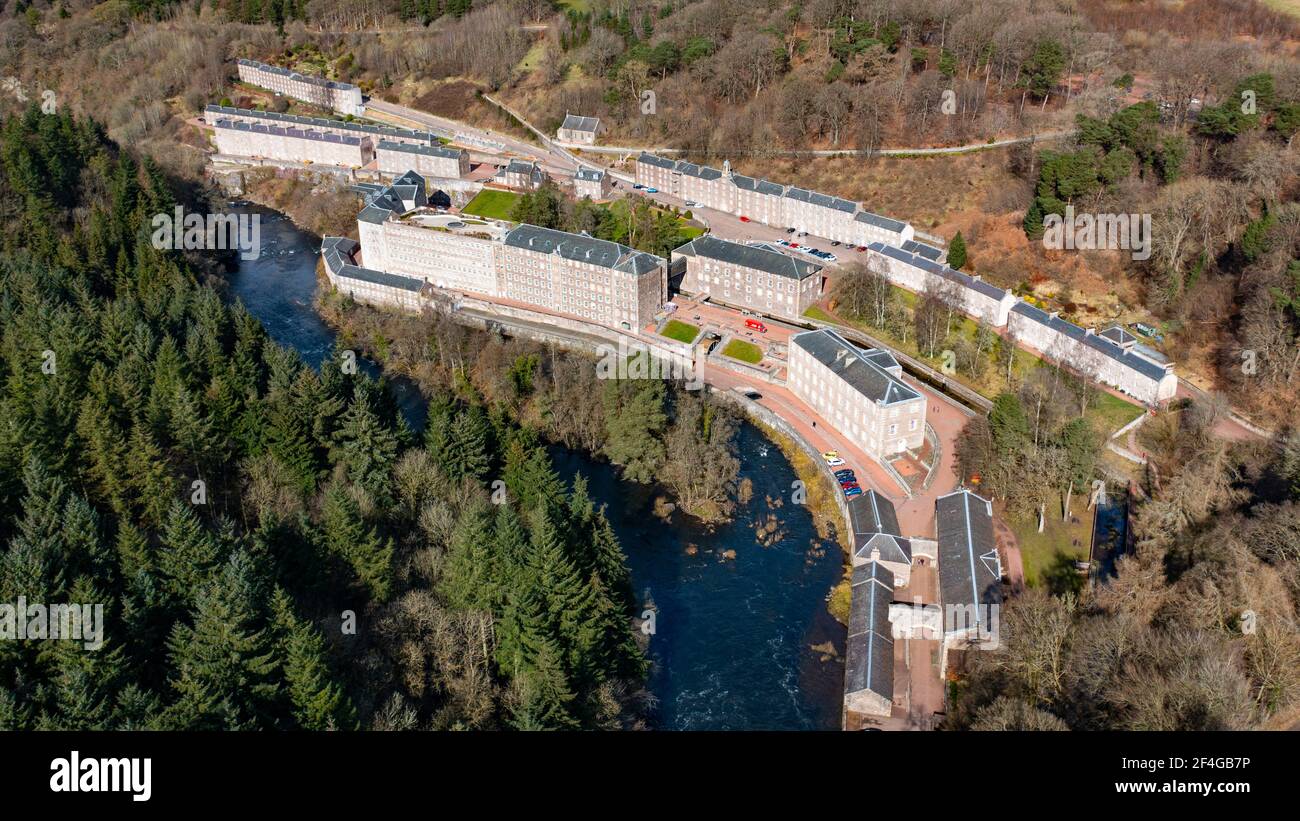 Luftaufnahme des Naturschutzdorfes von New Lanark in Lanark, South Lanarkshire, Schottland, Großbritannien Stockfoto