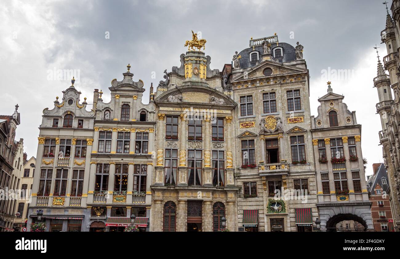 Blick auf eines der Gebäude am Grand Place (Grote Markt) in Brüssel, Belgien Stockfoto