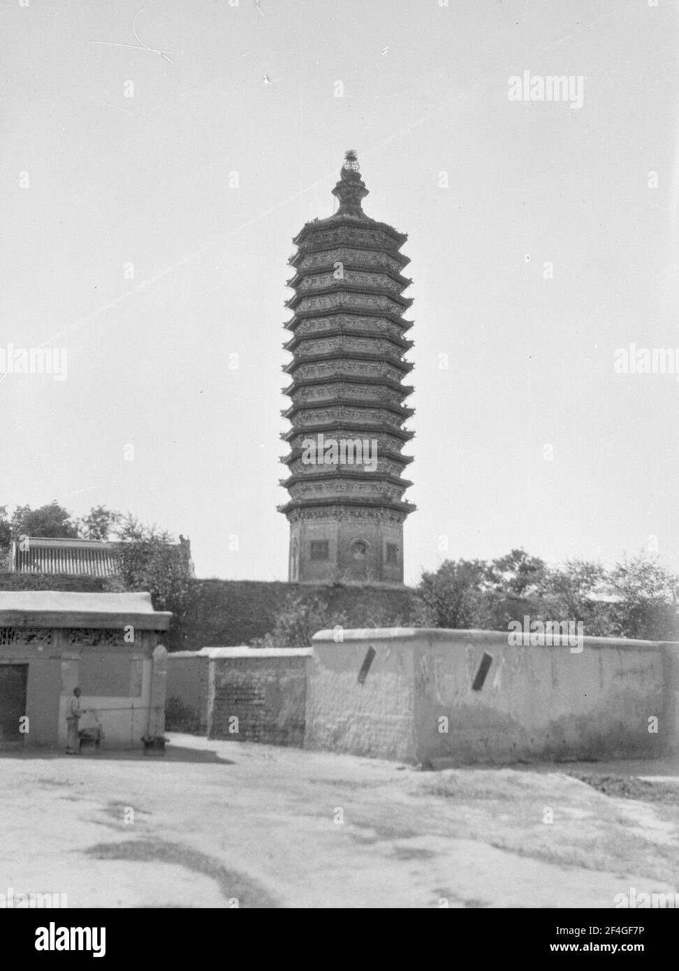 Pagode, China, Peking (China), 1931. Aus der Sammlung Sidney D. Gamble Photographs. () Stockfoto