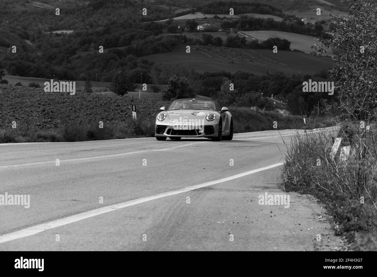 2020 : porsche 911 Speedster auf einem alten Rennwagen in Rallye Mille Miglia 2020 das berühmte italienische historische Rennen (1927-1957 Stockfoto